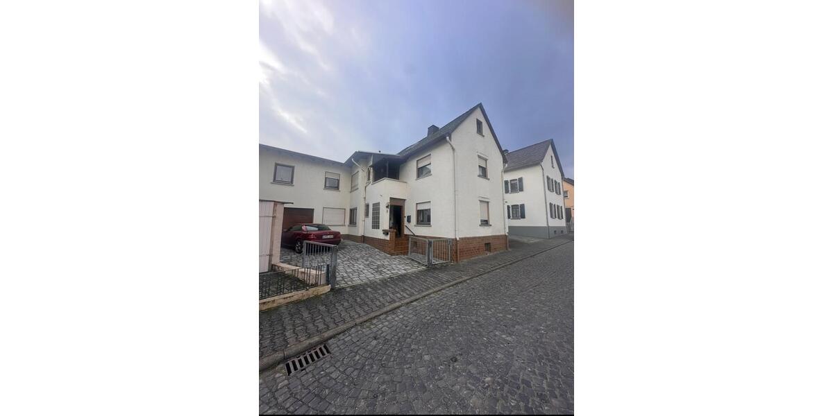 Etagenwohnung Limburg an der Lahn Offheim - 3 Zimmer, 105 m&sup2;, 1.200&euro; | Angebot:25646936