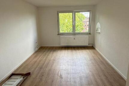 Sehr schöne sanierte 3 Zimmer Wohnung in Duisburg zu vermieten zimmer