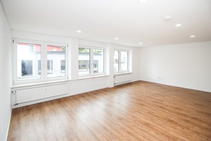 Modernisierte 2-Zimmer-Wohnung mit Einbauküche in Oberndorf a. N. - Wohnung Oberndorf | Angebot:27003075