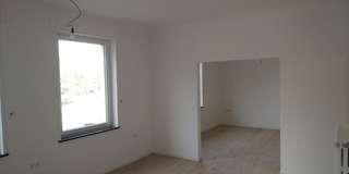 Erdgeschoßwohnung Heilbronn - 4 Zimmer, 120 m&sup2;, 1.230&euro; | Angebot:26700118