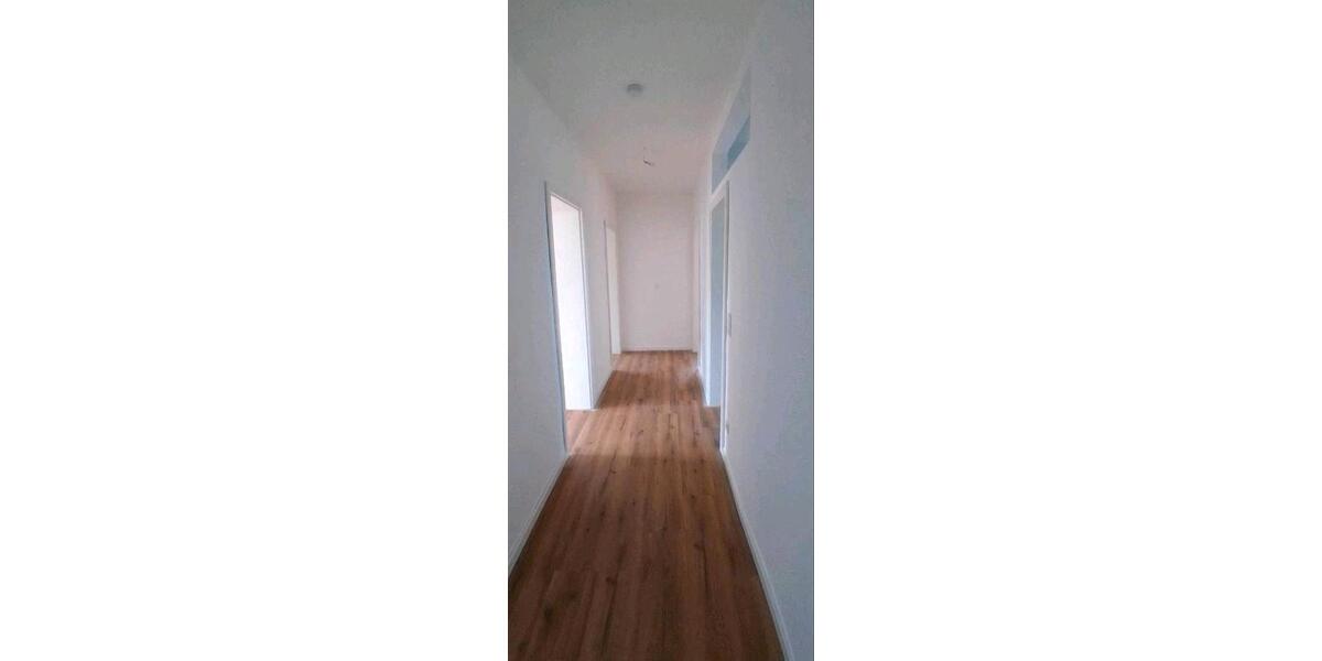 Etagenwohnung Wesel - 2 Zimmer, 86 m&sup2;, 1.100&euro; | Angebot:26322737