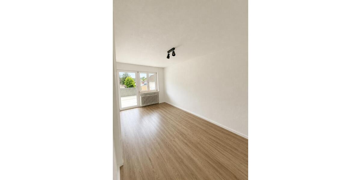 Etagenwohnung Hilzingen - 4.5 Zimmer, 120 m&sup2;, 1.700&euro; | Angebot:26645510