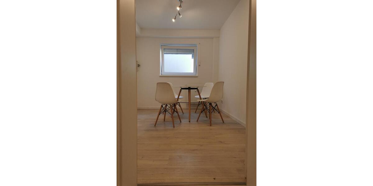 Helle 2-Zimmer Wohnung mit Terrasse in Seukendorf 2 zimmer