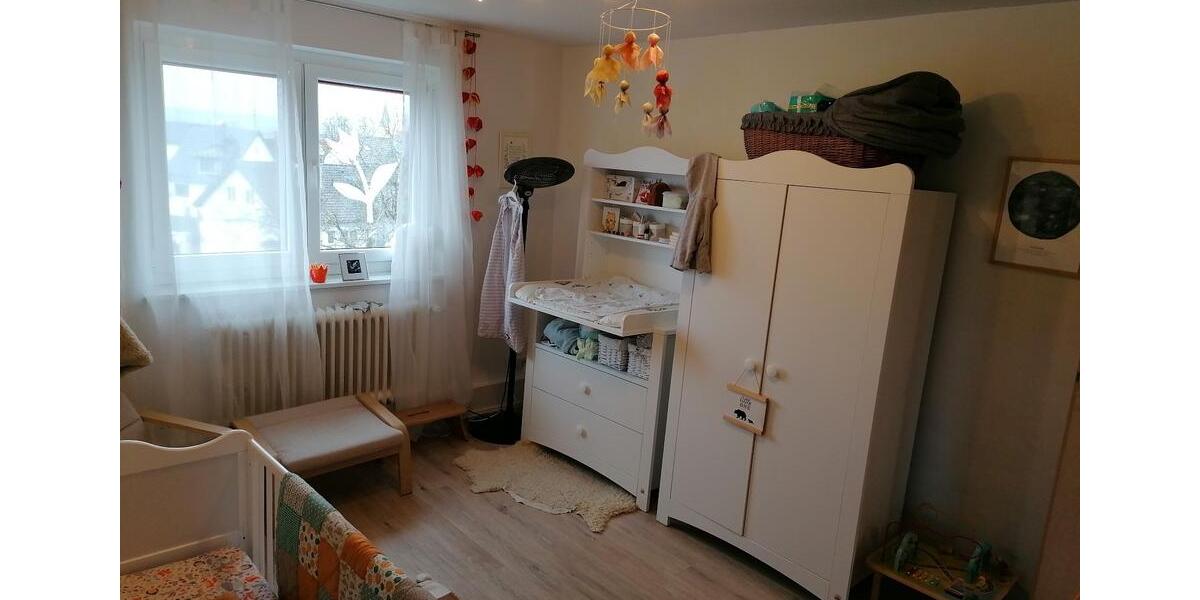 Etagenwohnung Täferrot - 4 Zimmer, 90 m&sup2;, 850&euro; | Angebot:26069493