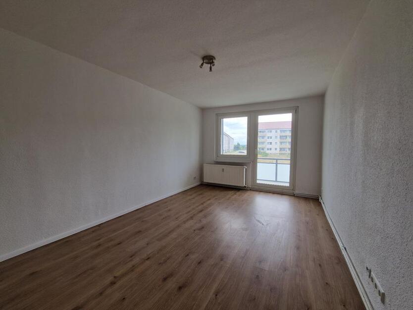 „Ihr neues Zuhause im Grünen: 4 Zimmer mit Balkon und Wohlfühlatmosphäre“