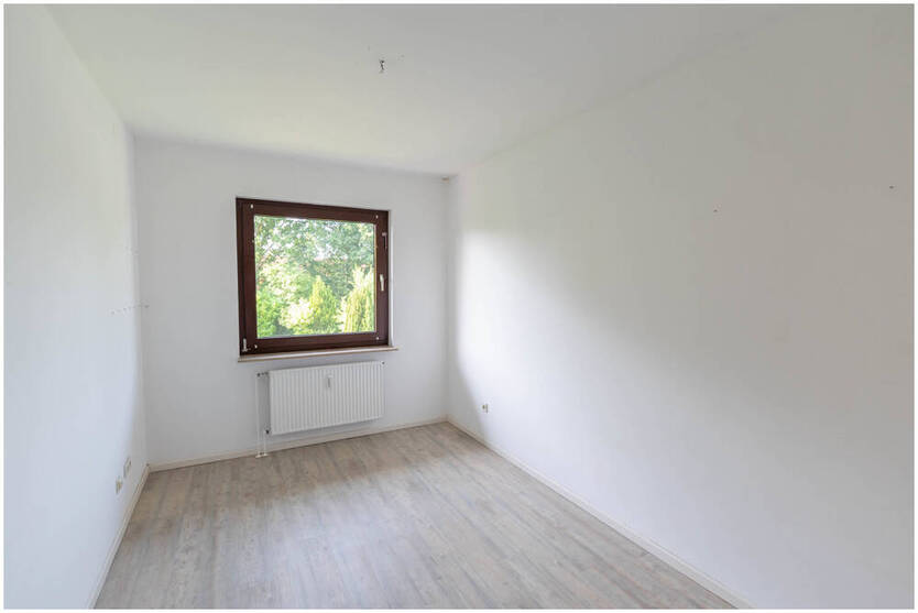 Familienfreundliche Etagenwohnung mit Balkon & Tiefgarage - 115 m² zum Wohlfühlen