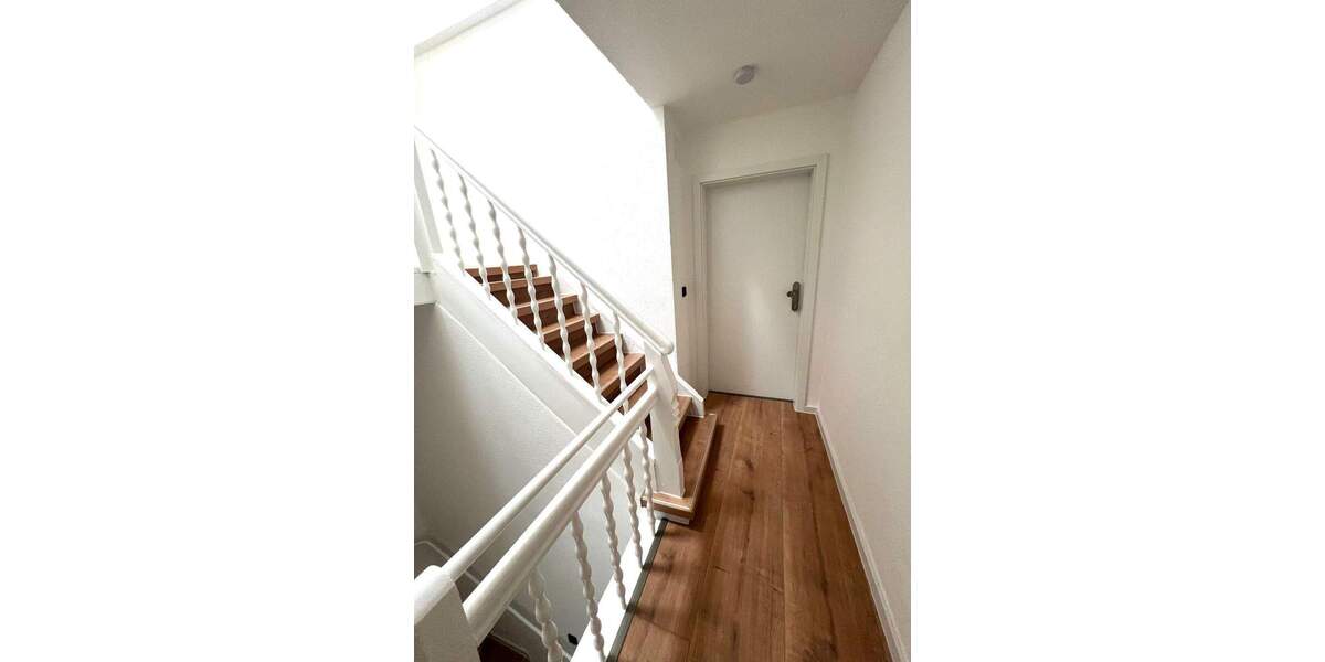 Mehrfamilienhaus, Wohnhaus Nußbaum - 1 Zimmer, 354 m&sup2;, 4.000&euro; | Angebot:25683780