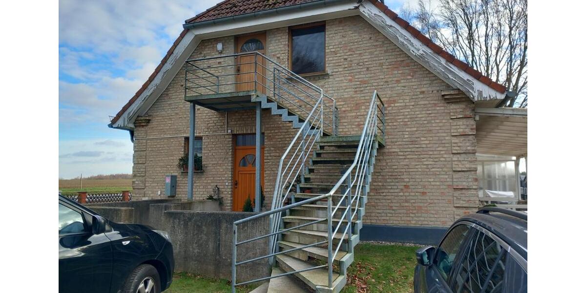 Dachgeschoßwohnung Marlow - 2 Zimmer, 66 m&sup2;, 590&euro; | Angebot:25854224