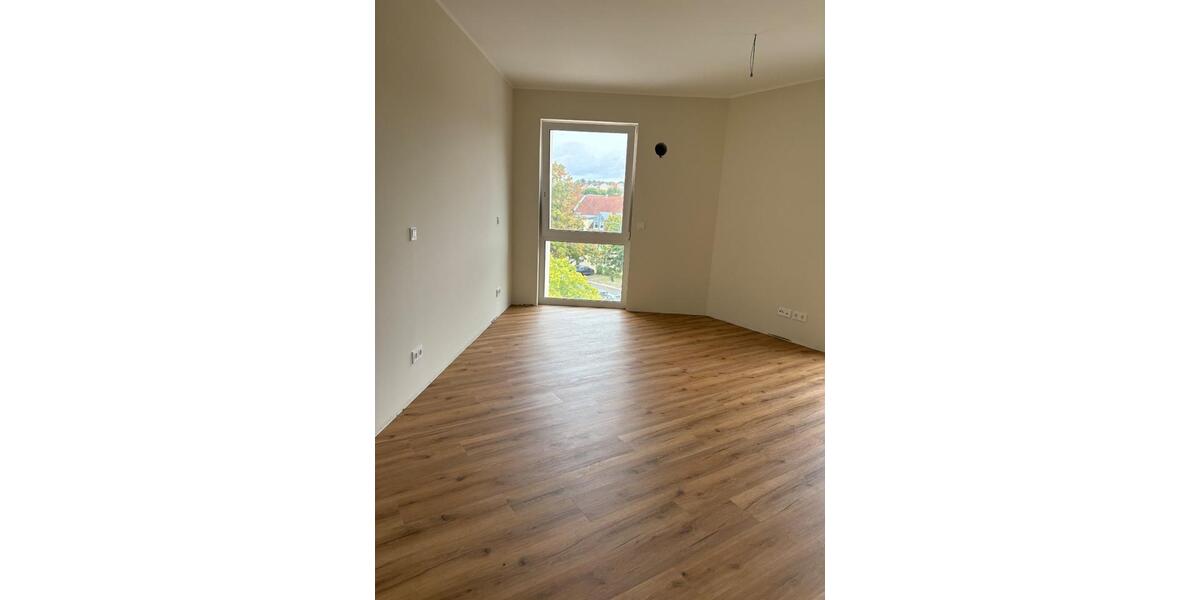 Etagenwohnung Gotha - 3 Zimmer, 93 m&sup2;, 1.295&euro; | Angebot:24700775