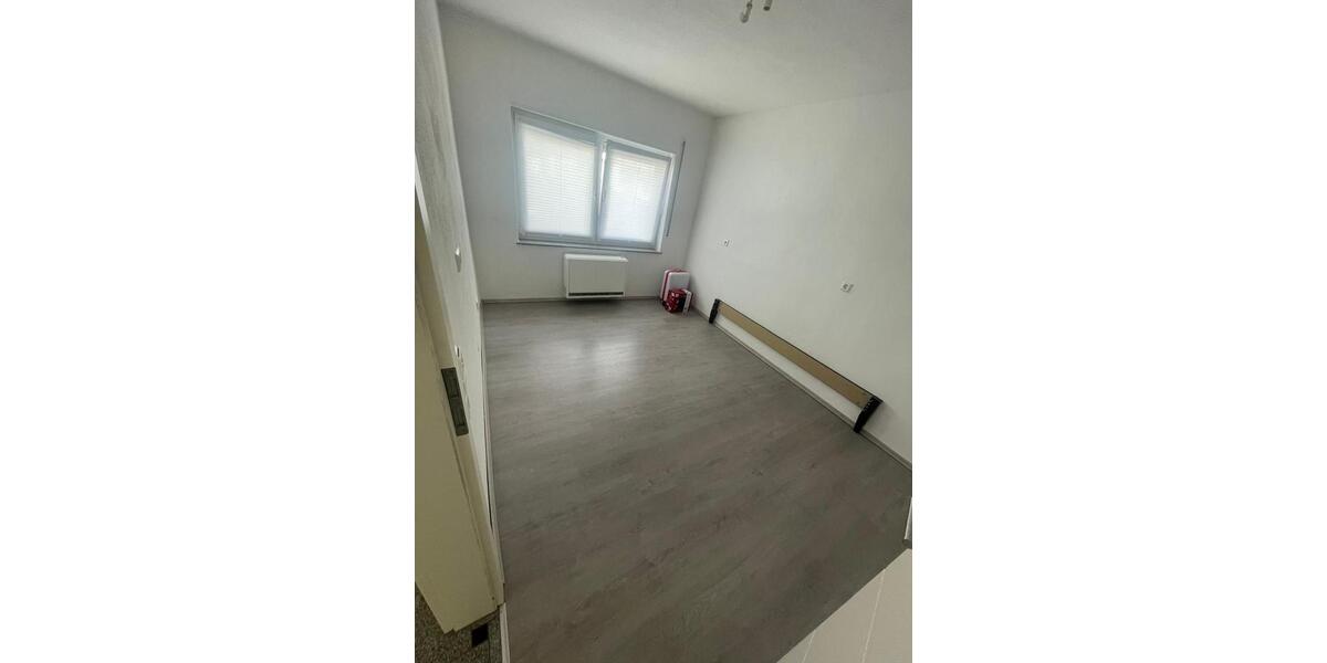 Etagenwohnung Ulm Söflingen - 3 Zimmer, 63 m&sup2;, 1.000&euro; | Angebot:25131345