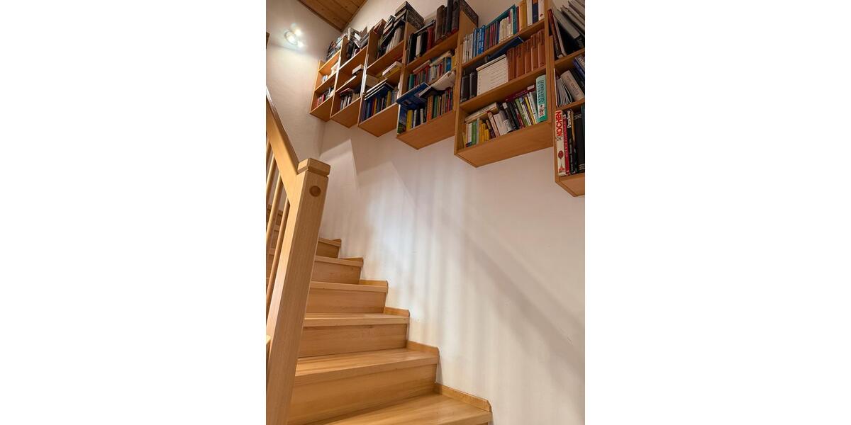 Etagenwohnung München Trudering-Riem - 5 Zimmer, 130 m&sup2;, 2.500&euro; | Angebot:25843466