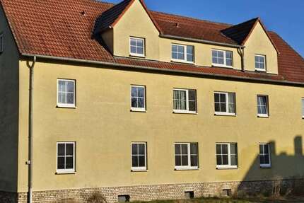 Wohnung Braunsbedra - 3 Zimmer, 55 m&sup2;, 328&euro; | Angebot:26671805