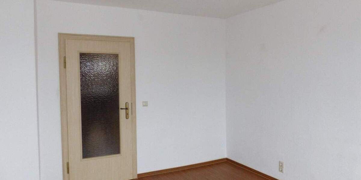 Etagenwohnung Cavertitz - 3 Zimmer, 57 m&sup2;, 289&euro; | Angebot:26723303
