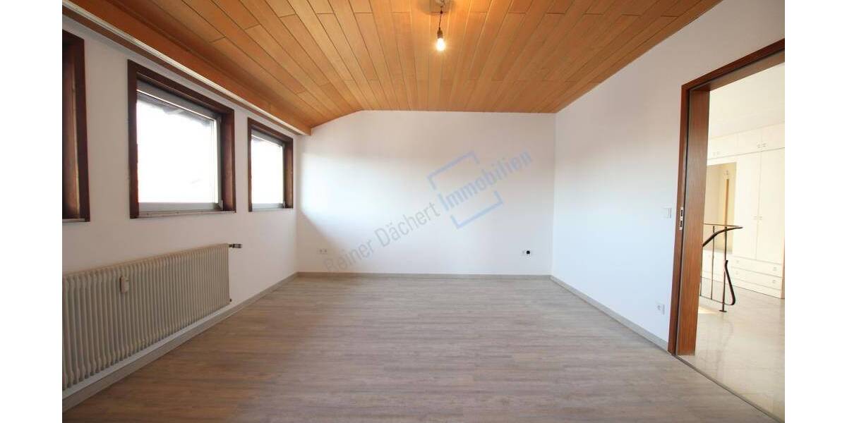 Etagenwohnung Darmstadt Eberstadt - 5 Zimmer, 142 m&sup2;, 1.195&euro; | Angebot:25983331