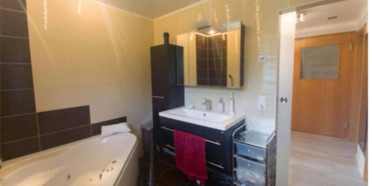 Mehrfamilienhaus, Wohnhaus Lahr/Schwarzwald Lahr - 7 Zimmer, 185 m&sup2;, 1.230&euro; | Angebot:26244055