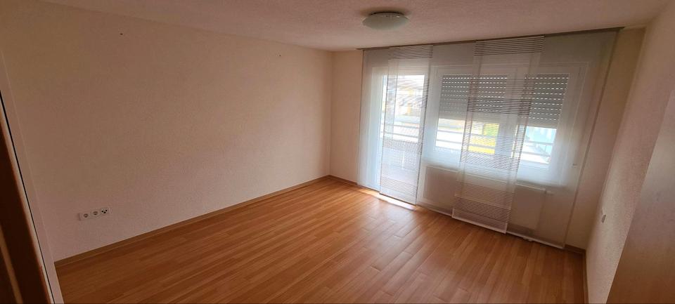 Etagenwohnung Ehingen (Donau) - 4 Zimmer, 82 m&sup2;, 900&euro; | Angebot:26534630