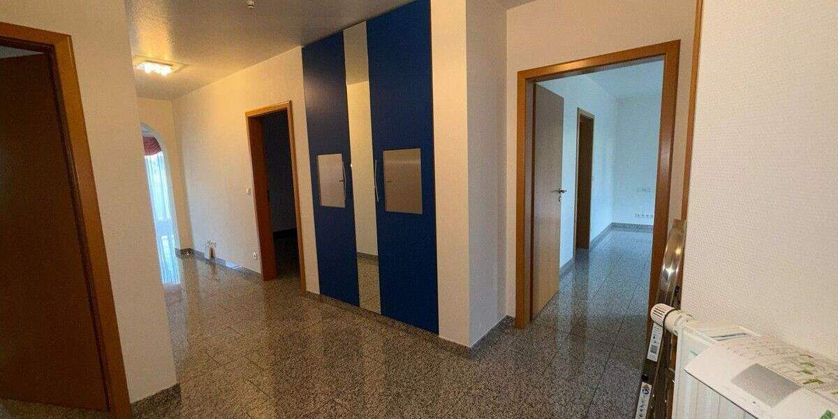 Etagenwohnung Speyer West - 4 Zimmer, 146 m&sup2;, 1.600&euro; | Angebot:25108292