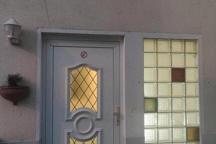 Möbliertes Zimmer in WG nahe Uni Stuttgart zimmer