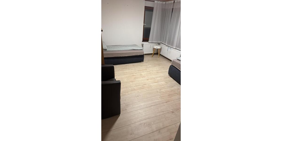 Wohnen auf Zeit Horb am Neckar - 5 Zimmer, 200 m&sup2;, 15&euro; | Angebot:24745654