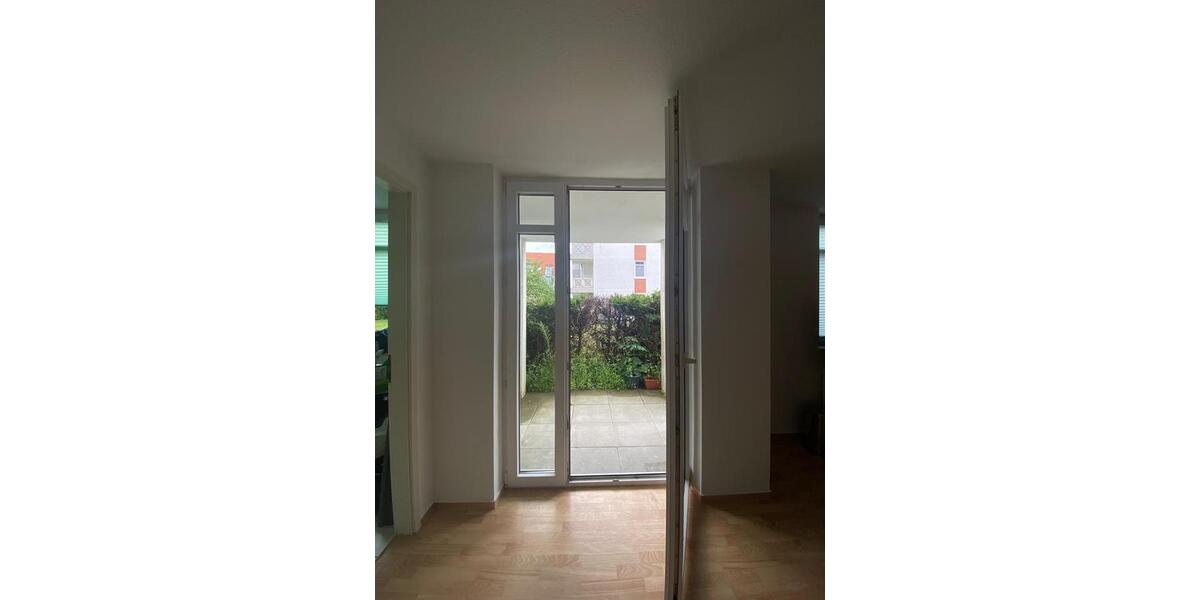 Erdgeschoßwohnung Neubrandenburg - 1 Zimmer, 45 m&sup2;, 460&euro; | Angebot:26593766