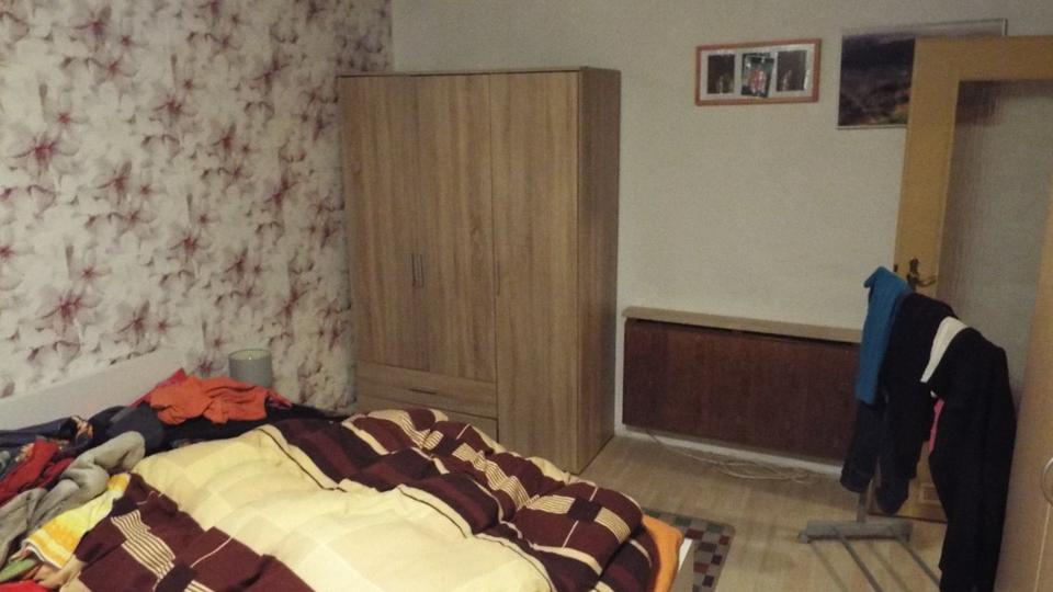 HofSaale 2-Zimmer , Küche , Bad mit eventueller GArtennutzung 2 zimmer