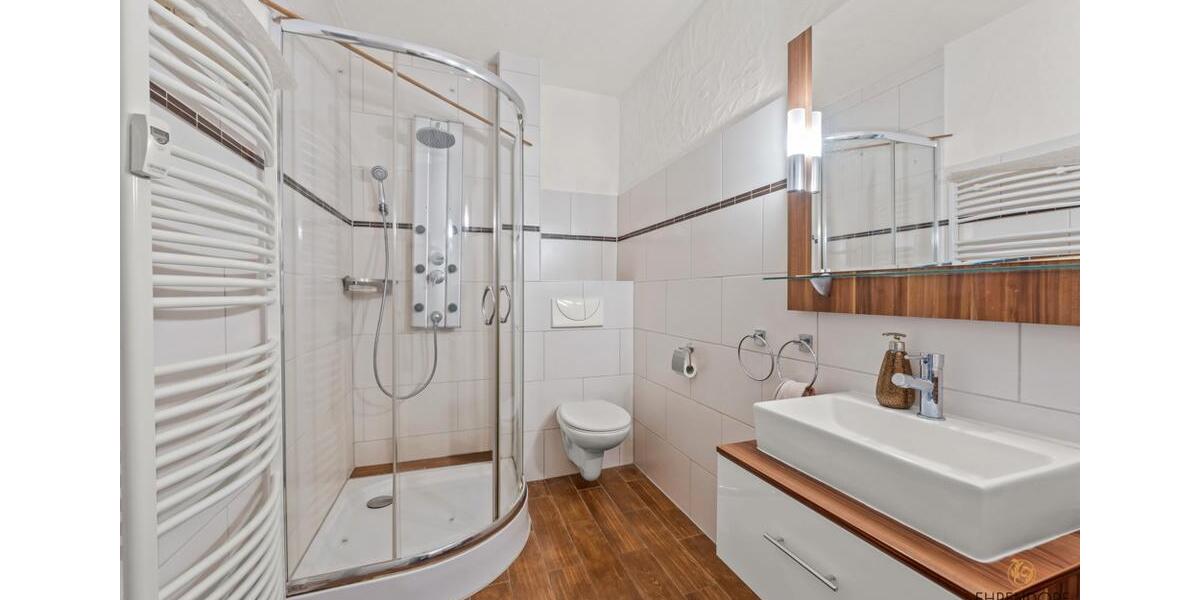 Erdgeschoßwohnung Plettenberg - 4 Zimmer, 123 m&sup2;, 890&euro; | Angebot:24679082