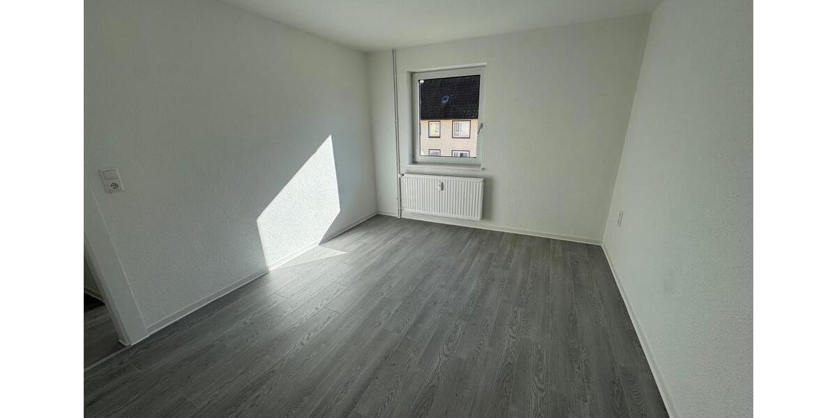Etagenwohnung Salzgitter Ortschaft Nord - 4 Zimmer, 72 m&sup2;, 450&euro; | Angebot:25267577
