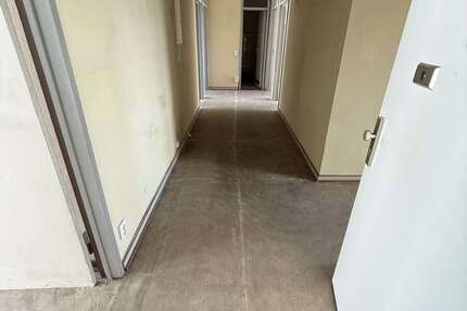 Wohnung Ludwigshafen am Rhein Mitte - 4 Zimmer, 130 m&sup2;, 1.390&euro; | Angebot:26200054