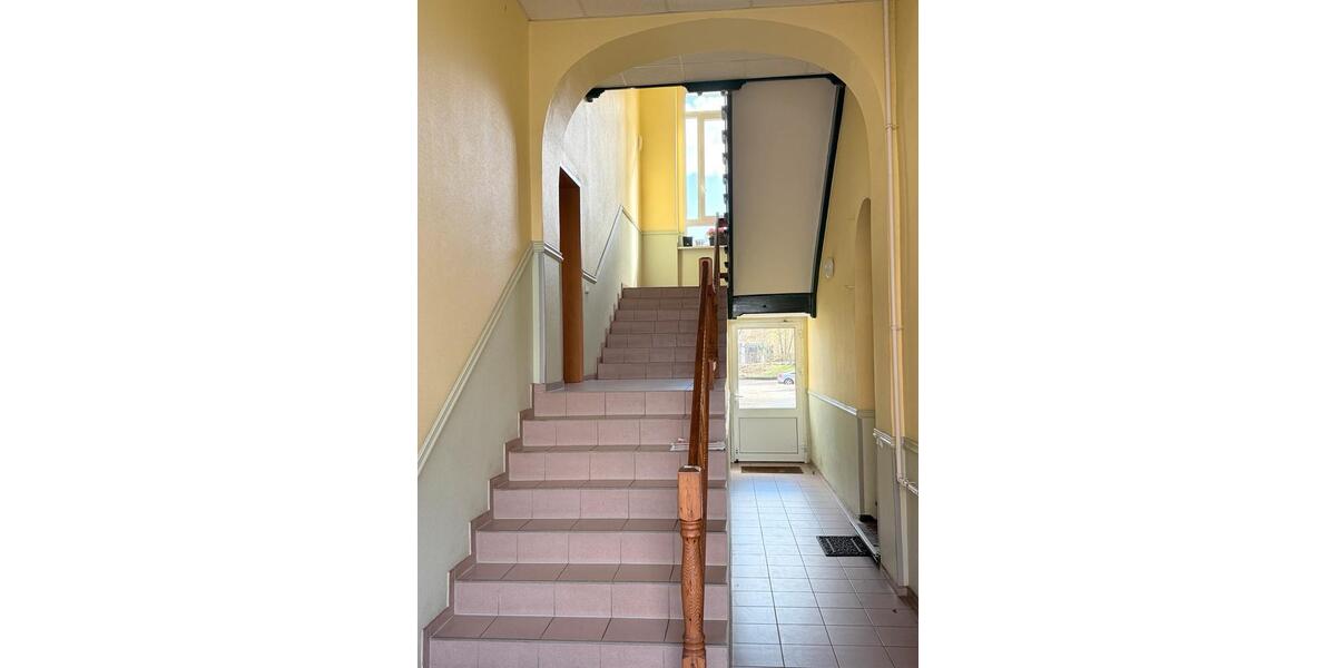Etagenwohnung Frankfurt (Oder) Booßen - 4 Zimmer, 101 m&sup2;, 1.150&euro; | Angebot:26115806