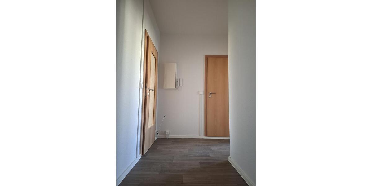 Etagenwohnung Glauchau - 4 Zimmer, 67 m&sup2;, 470&euro; | Angebot:25606760
