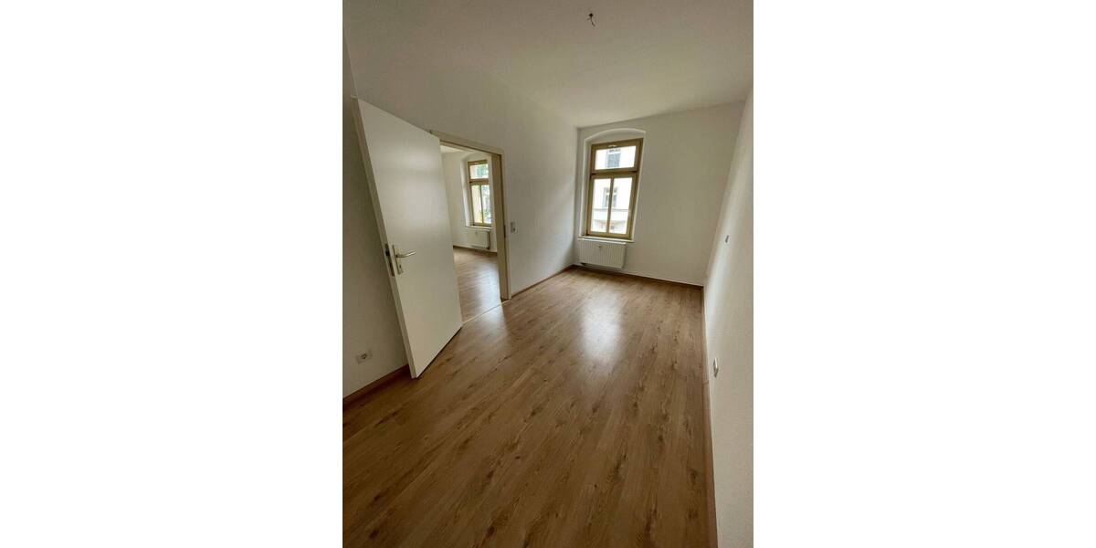 Etagenwohnung Chemnitz Lutherviertel - 2 Zimmer, 44 m&sup2;, 254&euro; | Angebot:26843675