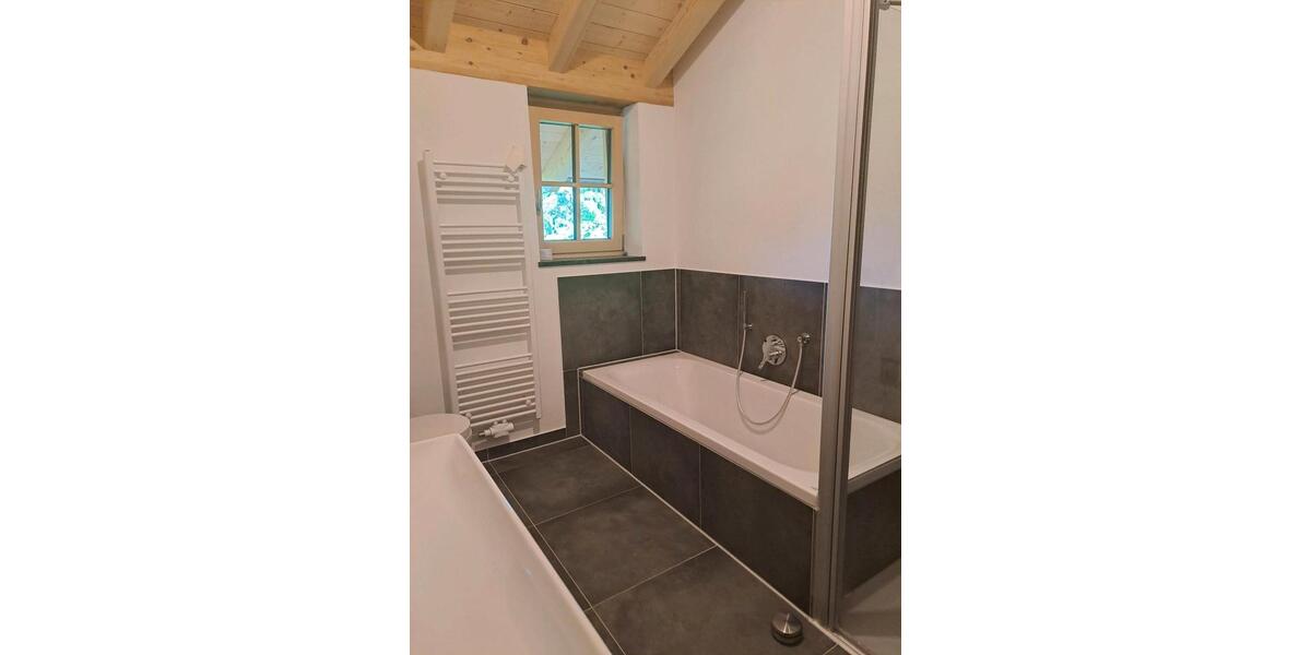 Dachgeschoßwohnung Oy-Mittelberg Mittelberg - 2.5 Zimmer, 94 m&sup2;, 1.300&euro; | Angebot:26693030