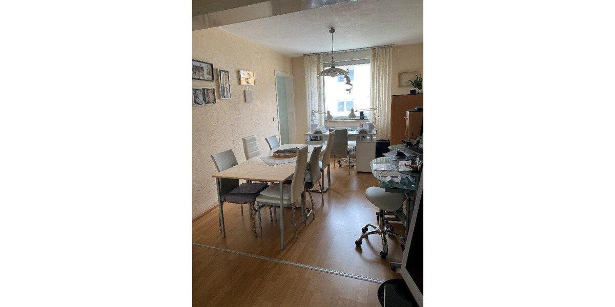 Wohnen auf Zeit Herzogenrath - 5 Zimmer, 130 m&sup2;, 600&euro; | Angebot:26329582