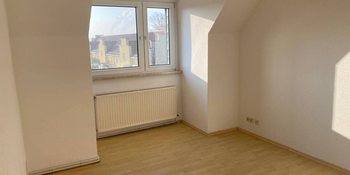 Zimmer Halle (Saale) Damaschkestraße - 2 Zimmer, 55 m&sup2;, 460&euro; | Angebot:26092449