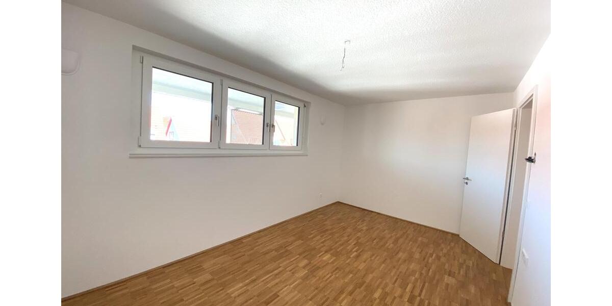 Etagenwohnung Leonberg - 4 Zimmer, 105 m&sup2;, 1.837&euro; | Angebot:23644746
