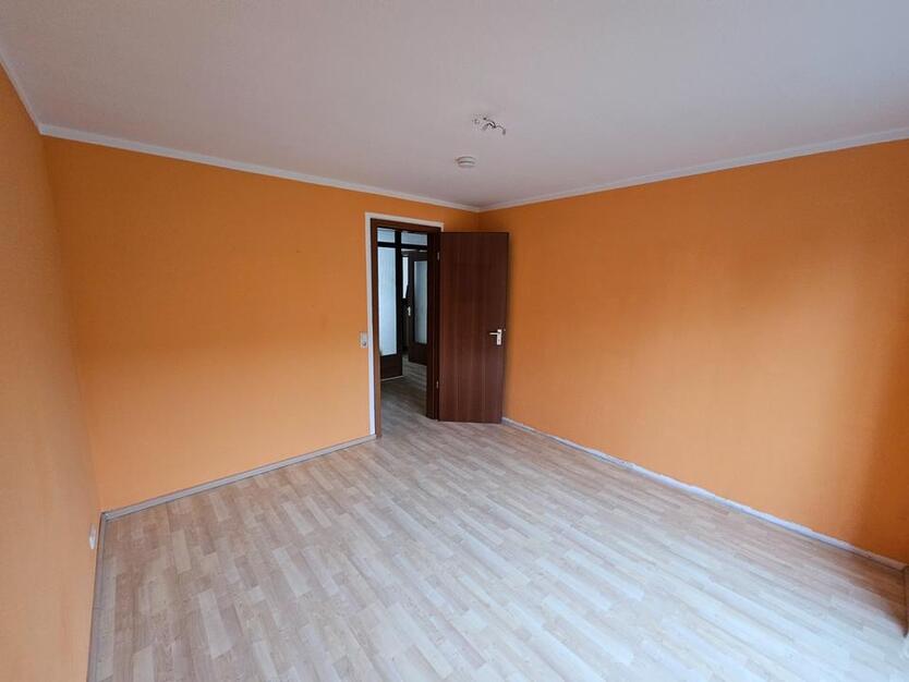 Moderne Drei-Zimmer-Wohnung mit EBK, Vollbad und Fußbodenheizung