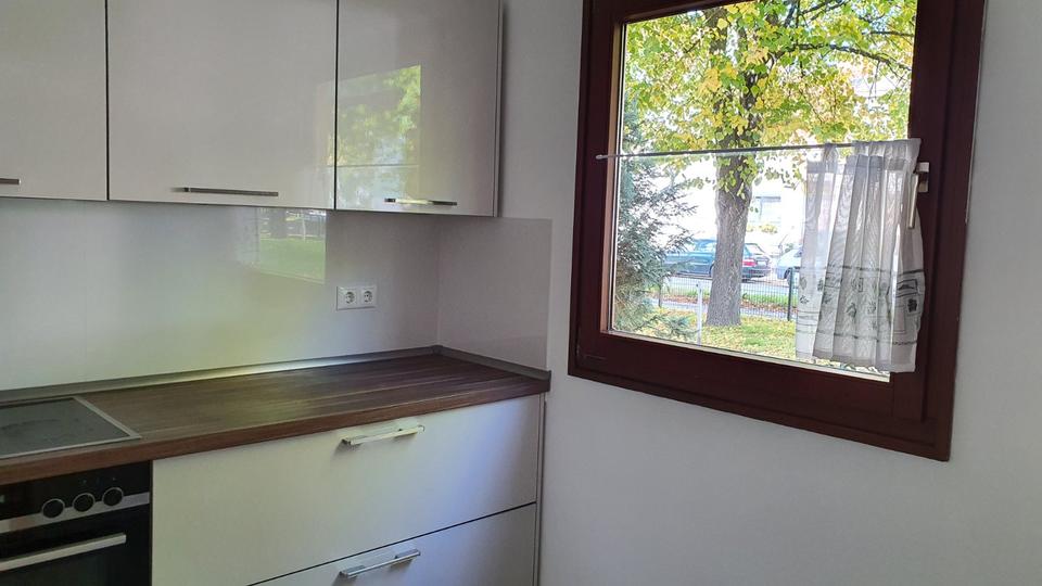 Gewerbeobjekt Bremen Häfen - 6 Zimmer, 130 m&sup2;, 1.400&euro; | Angebot:25921257