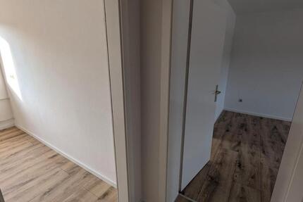 Wohnung Pforzheim - 2 Zimmer, 45 m&sup2;, 590&euro; | Angebot:26646753