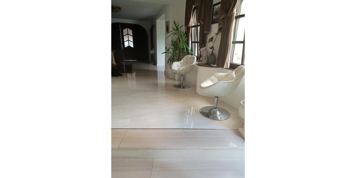 Erdgeschoßwohnung Euskirchen - 5 Zimmer, 200 m&sup2;, 1.400&euro; | Angebot:24769214