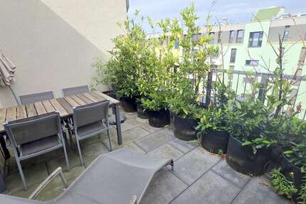 Wohnung Frankfurt Ostend - 2 Zimmer, 74 m&sup2;, 1.549&euro; | Angebot:27002534