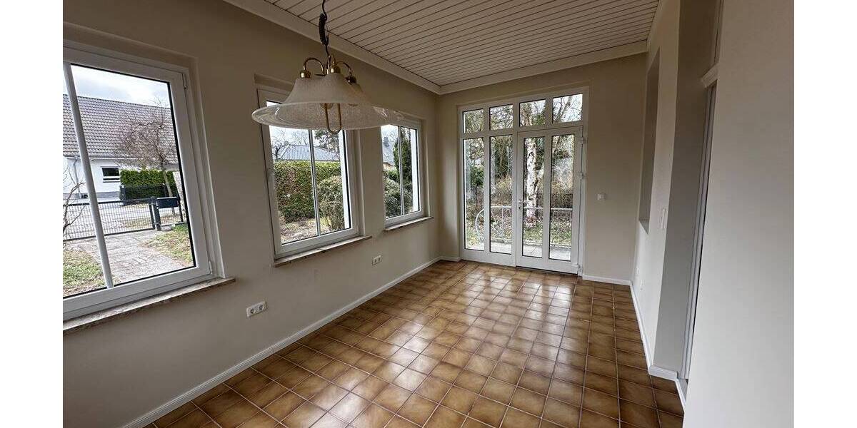 Einfamilienhaus Schulzendorf - 7 Zimmer, 146 m&sup2;, 1.900&euro; | Angebot:26079048