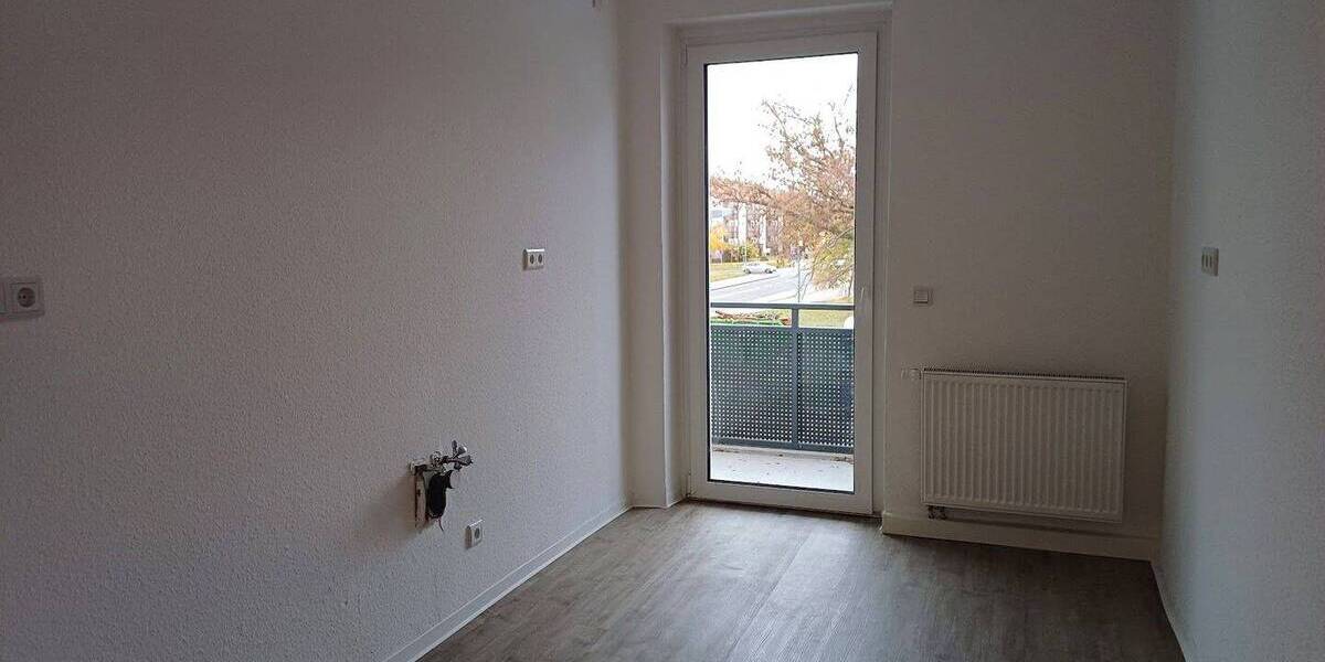Etagenwohnung Merseburg Kötzschen - 2 Zimmer, 56 m&sup2;, 350&euro; | Angebot:25694731