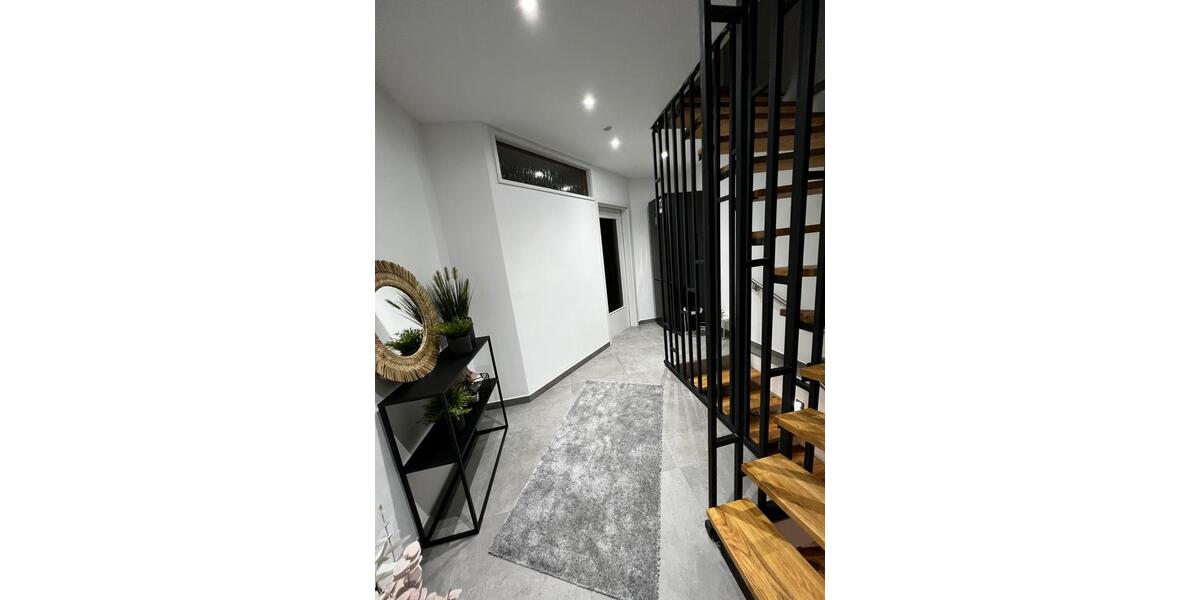 Dachgeschoßwohnung Nümbrecht - 2 Zimmer, 100 m&sup2;, 850&euro; | Angebot:26501556