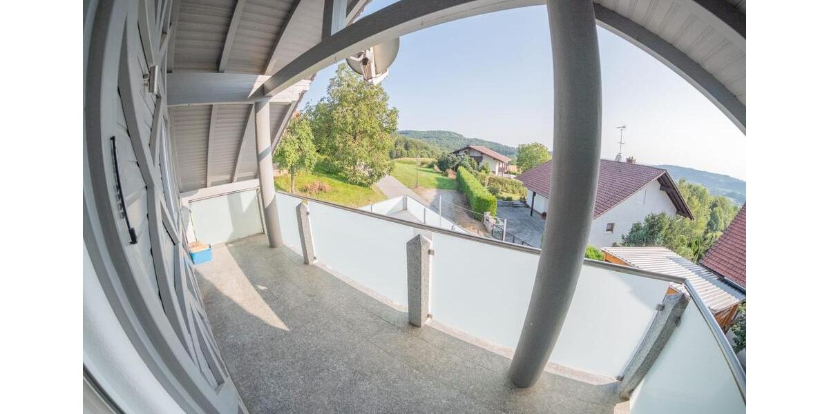 Dachgeschoßwohnung Grafling - 4 Zimmer, 107 m&sup2;, 750&euro; | Angebot:26548473