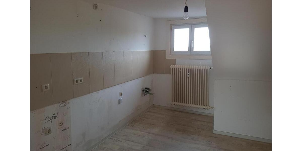 Dachgeschoßwohnung Schömberg - 4.5 Zimmer, 115 m&sup2;, 890&euro; | Angebot:26045549