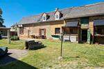Grundstück 1200 qm mit älterem Wohnhaus und Nebengebäuden