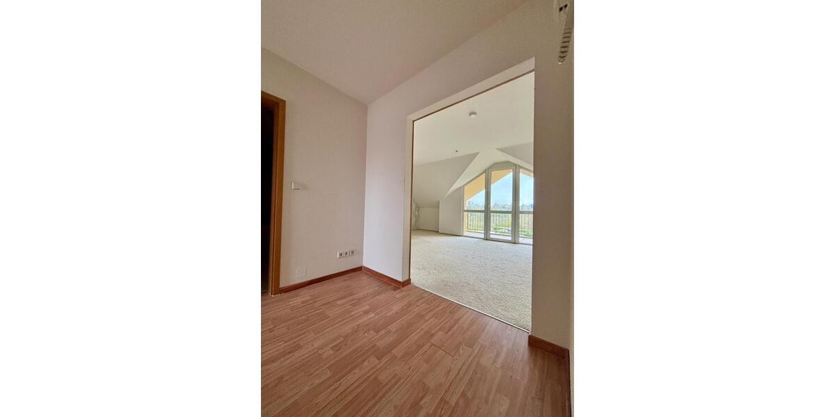 Dachgeschoßwohnung Sternberg - 2 Zimmer, 54 m&sup2;, 486&euro; | Angebot:26227448