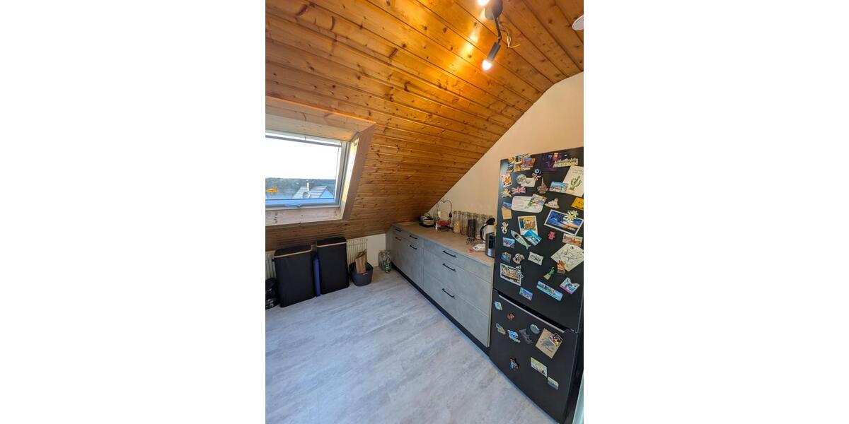 Dachgeschoßwohnung Kleinrinderfeld - 2 Zimmer, 56 m&sup2;, 690&euro; | Angebot:26049374