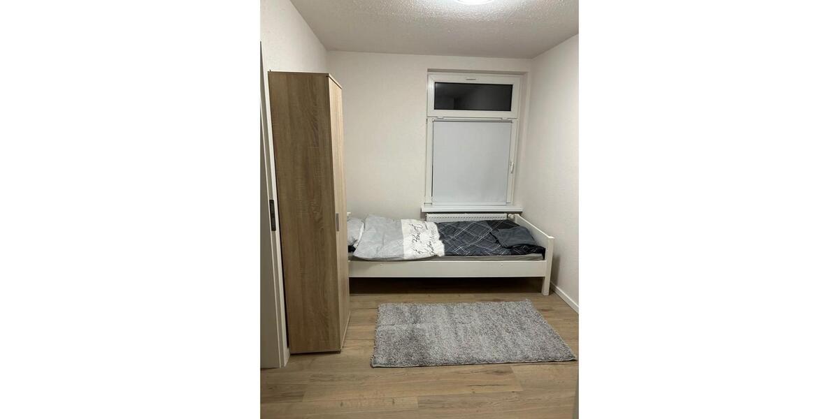 Dachgeschoßwohnung Bützow - 3 Zimmer, 59 m&sup2;, 22&euro; | Angebot:26165213