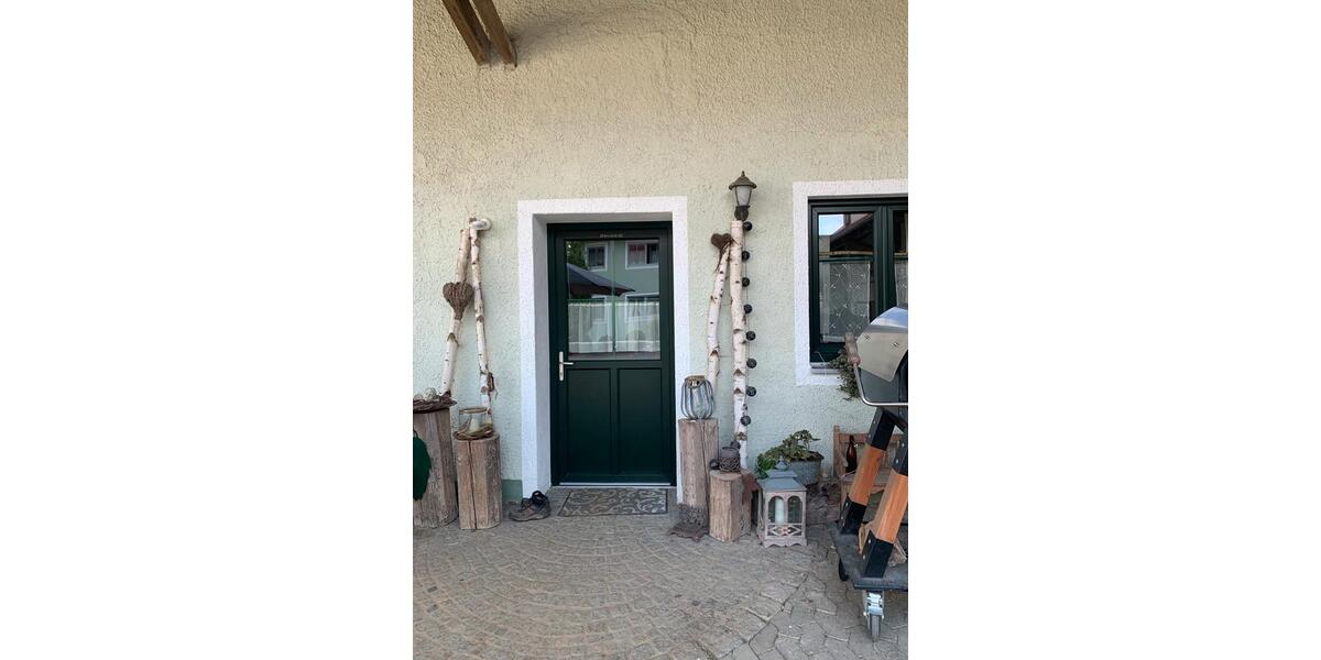 Wohnen auf Zeit Elsendorf - 3 Zimmer, 25&euro; | Angebot:23174934